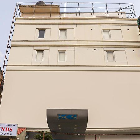 Collection O Kk Trends Hotel Vijayawāda Екстериор снимка