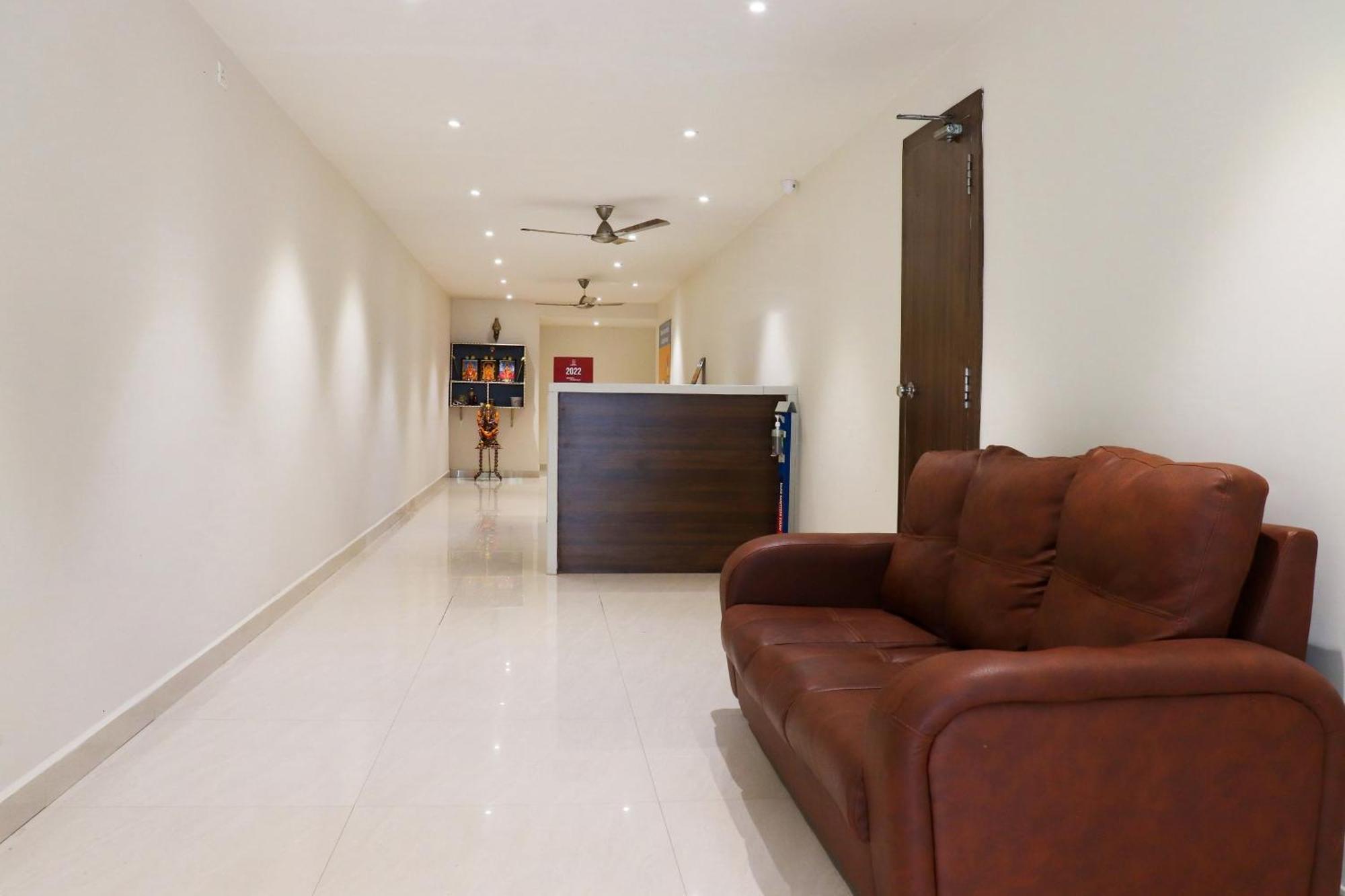 Collection O Kk Trends Hotel Vijayawāda Екстериор снимка
