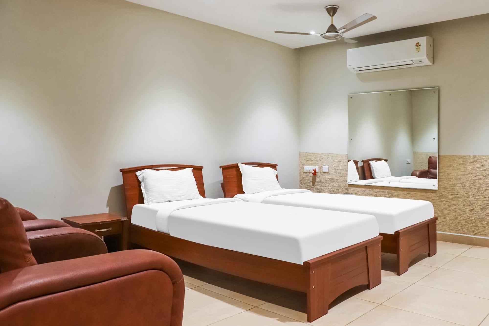 Collection O Kk Trends Hotel Vijayawāda Екстериор снимка