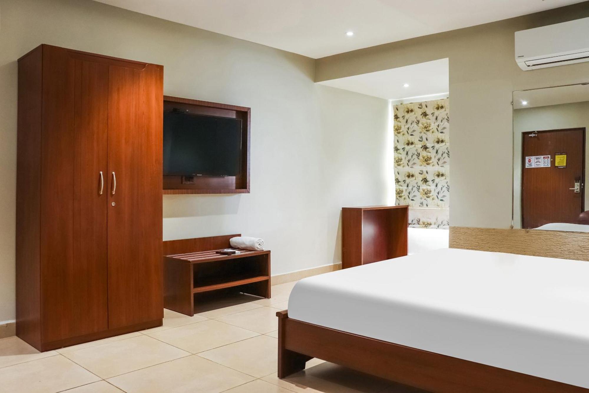 Collection O Kk Trends Hotel Vijayawāda Екстериор снимка